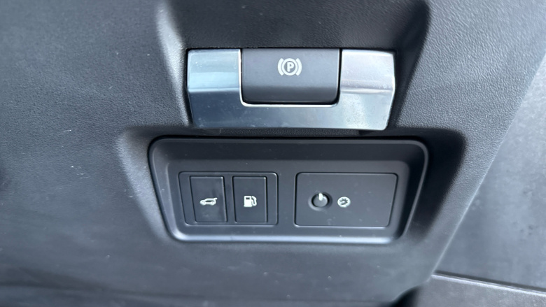 Land Rover Range Rover Evoque 1.5 P300e R-Dynamic SE 5dr Auto Hatchback